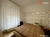 Casa cu 6 camere de vanzare in localitatea Sanandrei, zona C