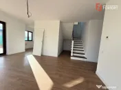 Duplex cu 5 camere si 304 mp teren, de vanzare in Dumbravita