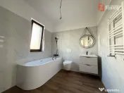 Duplex cu 5 camere si 304 mp teren, de vanzare in Dumbravita