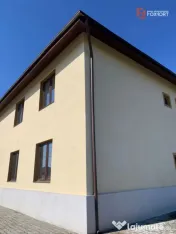 Duplex apartamentat – 2 apartamente cu 3 camere fiecare ?? 