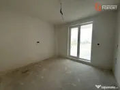 Oportunitate unica - Apartament cu 3 camere, parter, in zona 