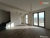 Casa insiruita cu 3 camere, 90 mp utili si teren de 300 mp, 