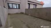 Casa 8 camere ,Sacalaz-Ideala pentru 2 familii 