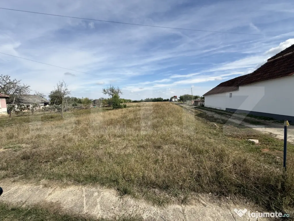 Teren intravilan, 2002 mp, zona Cionchesti - Cionchesti (Satu-Mare)