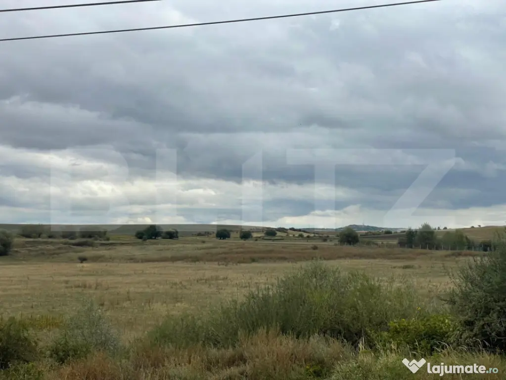 Teren de vanzare, 4.300 mp, zona Cornesti - Mihai Viteazu - Cornesti (Mihai Viteazu) (Cluj)