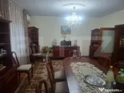 PROPRIETATE DEOSEBITĂ ÎN LUNGULEȚU – CASĂ TIP CONAC, 1