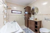Casă modernă cu 5 camere | Tunari | Grădină spațioasă plus piscină 
