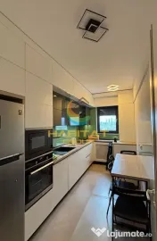 Apartament 3 camere decomandat Delta Vacaresti si loc de parcare inclus 