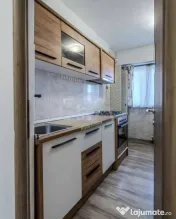 3 camere, 7/8, 83mp, bloc 1988, boxa-Virtutii-Lujerului 
