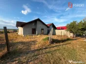 Casa individuala cu 3 camere de vanzare in Recas 