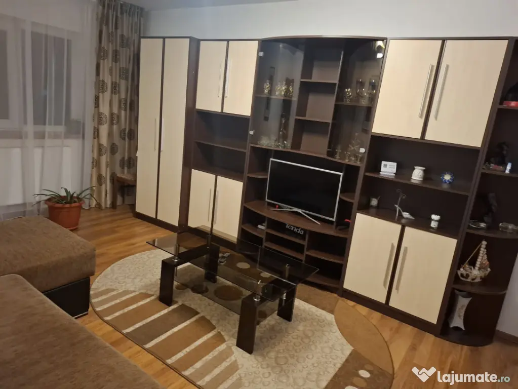 Apartament decomandat etajul 3/3 in K-uri, Filiasi. - Filiasi (Dolj)