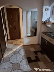 Apartament decomandat etajul 3/3 in K-uri, Filiasi. 