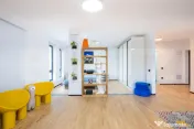 Apartament de închiriat , 3 camere,80mp,zona Micro 16 Satu 