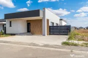 Vilă nouă, deosebită, în Via Carmina – calitate fără compromisuri