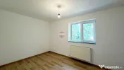 Bloc P+1 | 4 apartamente de 3 camere + Hala productie | Teren 1900 mp 