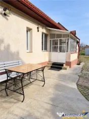 Pet friendly! Garsoniera de inchiriat, la casa, Sanpetru