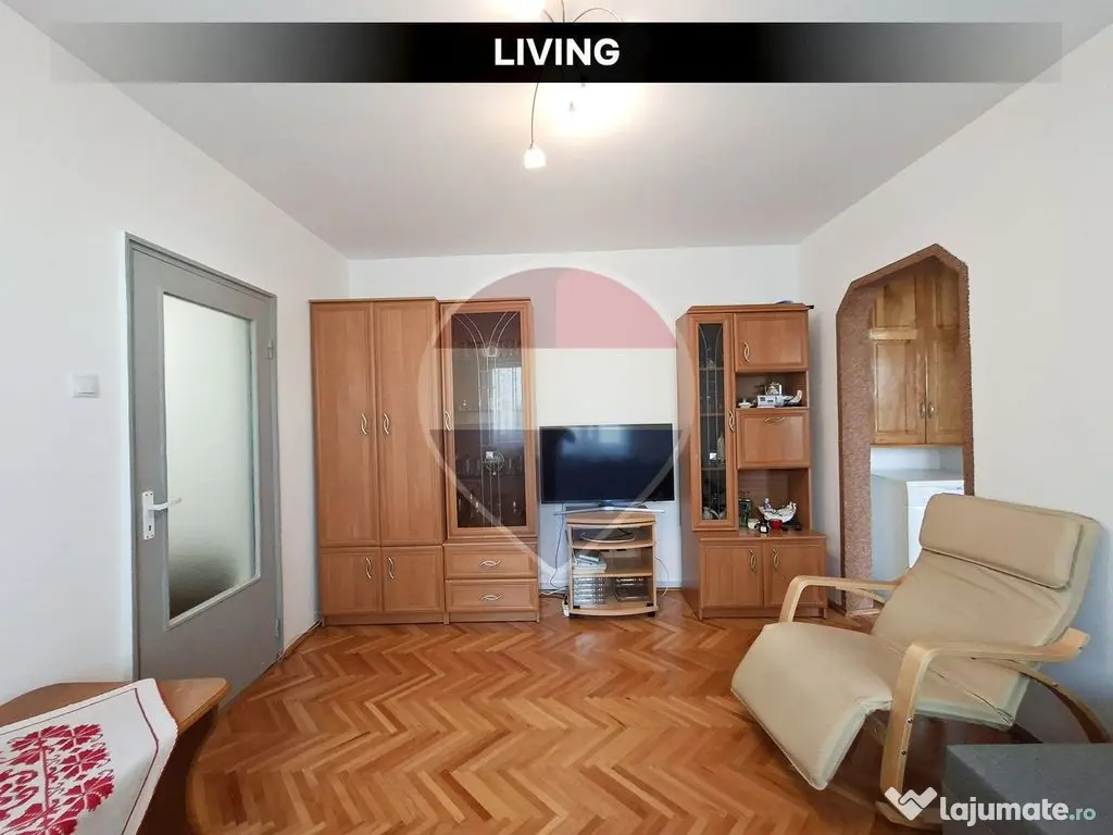 Apartament primitor cu 3 camere, etaj 2 –DE VANZARE - Baia Mare (Maramures)