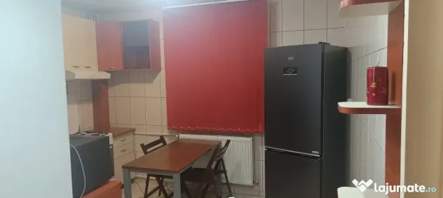 De închiriat apartament 2 camere Militari