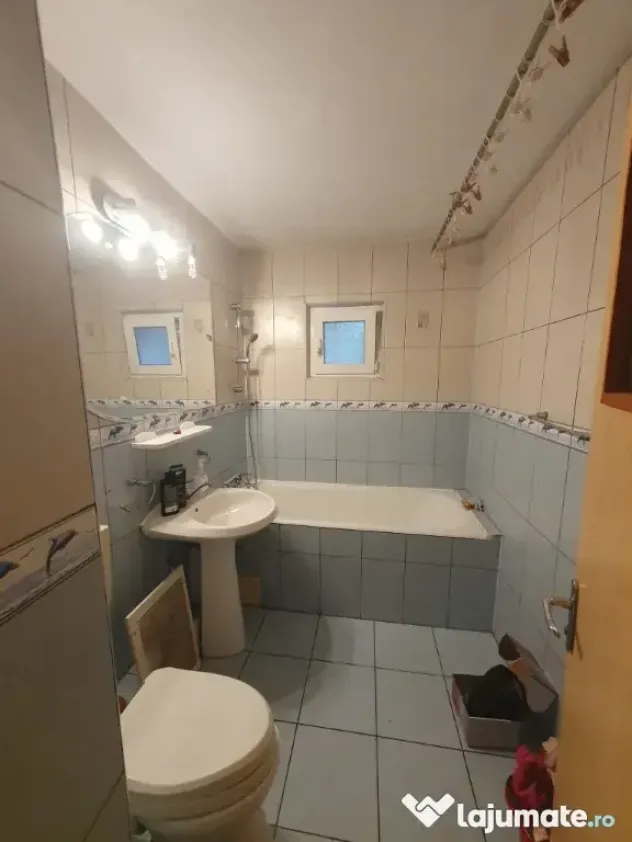 De închiriat apartament 2 camere Militari