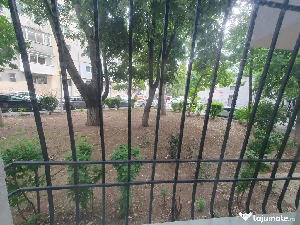 De închiriat apartament 2 camere Militari