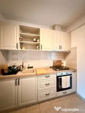 Apartament 3 camere de inchiriat , etaj 4 , 70 mp, Dealul Ce