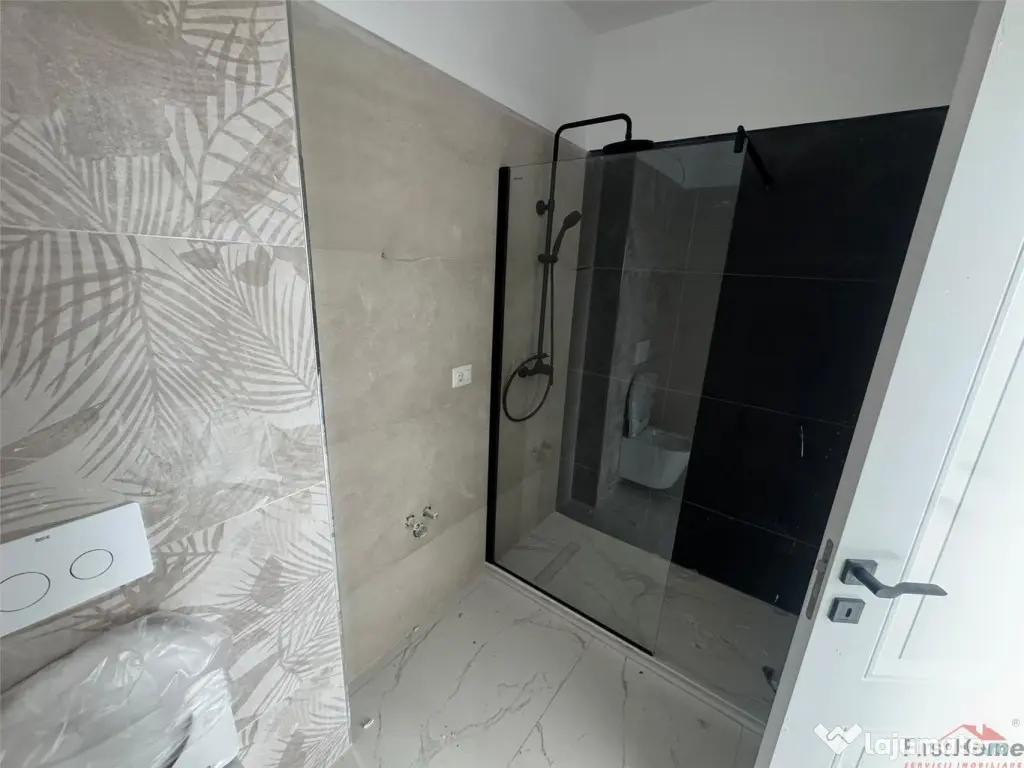 Apartament tip studio, 51 mp utili, bloc nou, etaj 1 - Focsani (Vrancea)