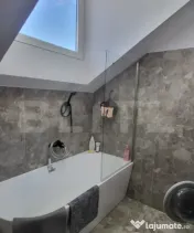 Apartament 3 Camere în Vilă zona Turnișor cu doua locuri 