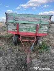 Remorcă tractor