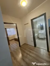 Apartament cu 2 camere decomandat, 48 mp utili, etaj 3 , par 