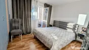 Apartament recent renovat, cetate, etaj intermediar 