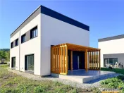 Spatiul unei case tip duplex, confortul unui camin modern, S