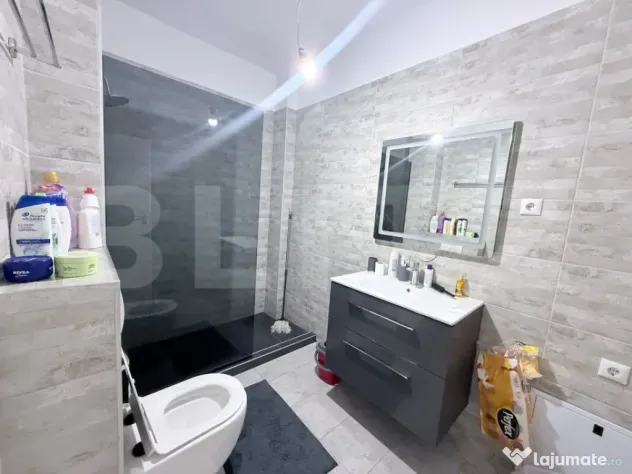 Apartament 3 camere, 56 mp, gradina 34 mp, parcare, zona Cet - Floresti (Cluj)