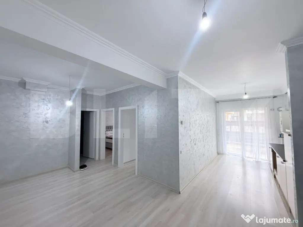 Apartament 3 camere, 56 mp, gradina 34 mp, parcare, zona Cet - Floresti (Cluj)