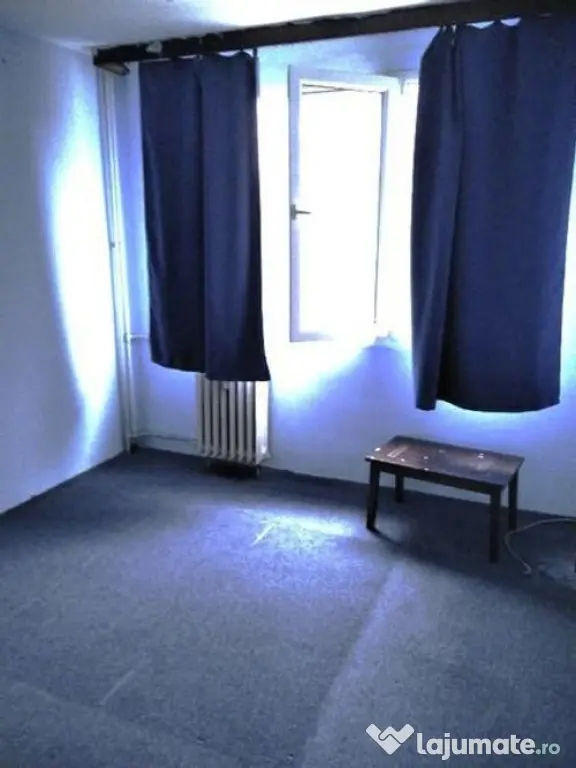 Apartament 3 camere, Piața Rahovei, etaj 3/4 - Bucuresti (Bucuresti-Ilfov)