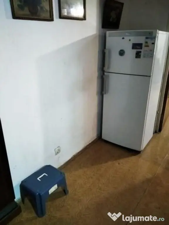 Apartament 3 camere, Piața Rahovei, etaj 3/4 - Bucuresti (Bucuresti-Ilfov)