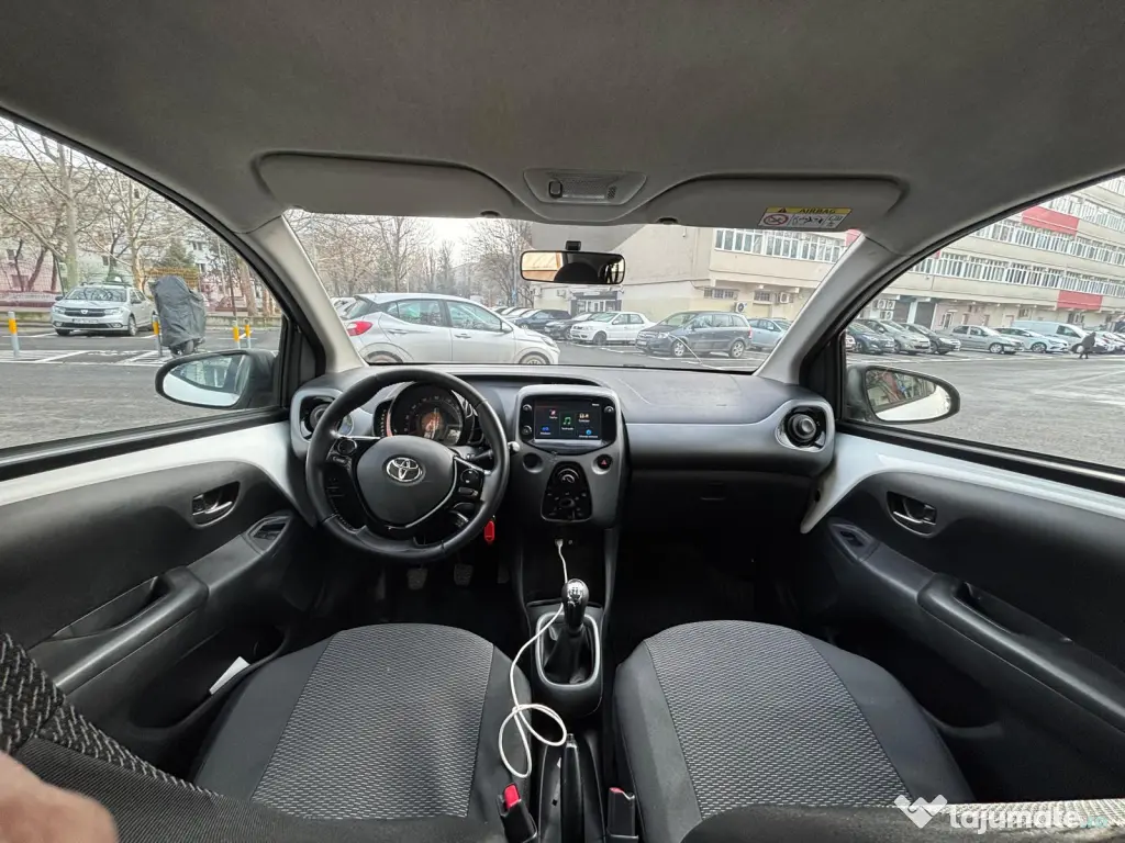 TOYOTA Aygo 2022 — imagine 9