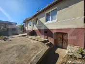 Casă 3 camere cu 2.194 mp teren intravilan – Vingard 