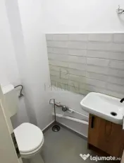 DAMBOVITA - 3 CAMERE - BLOC IZOLAT - RENOVAT - 2 BAI - ETAJ 