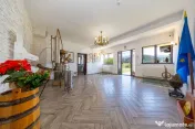 RASNOV| Cladire multifunctionala | 350 mp | Vad turistic si comercial 