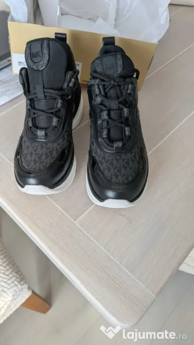 Vand pantofi dama Michael Kors marime 39,5
