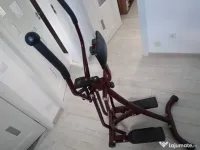 Aparat de fitness tip Air Walker 