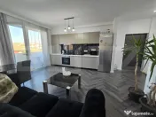 Apartament modern cu 3 camere, etaj intermediar, zona centra 