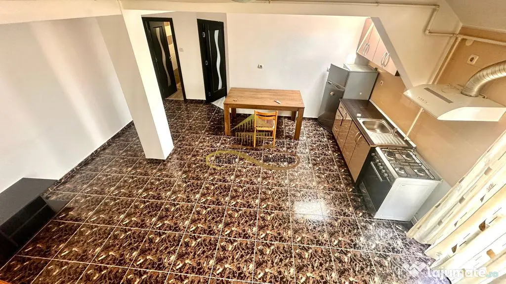 APARTAMENT 4 CAMERE DE VÂNZARE – GRĂDINA CU MAGNOLII, BACĂU - Bacau (Bacau)