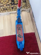 Vand biciclete copii si o trotineta