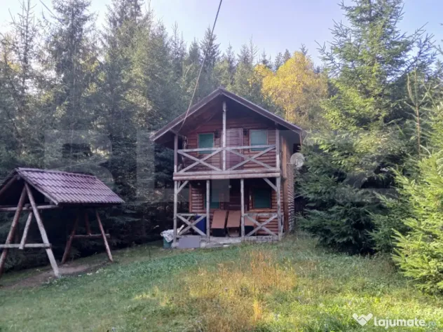 2 Cabane lemn Vadu Negrilesei, 96MP, 1100 MP teren, 45k - Vadu Negrilesei (Suceava)
