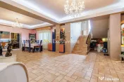 Resedinta premium| Teren de tenis | Piscină încălzită | Infrastructură completă! 