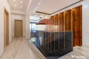 Vila premium cu piscina Balotesti | Teren 800 mp 