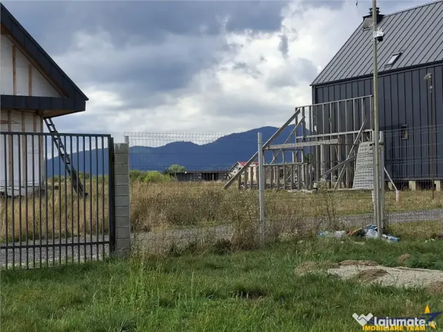 Teren imprejmuit proiect casa autorizatie constructie,1.2 - Rasnov (Brasov)