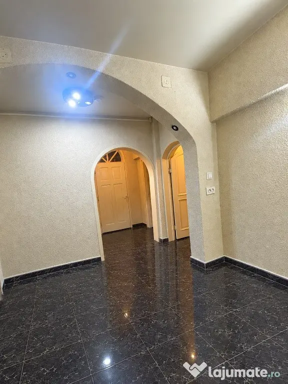 Apartament 3 camere decomandat | Bd. Gheorghe Șincai nr. 14 | Etaj 2 | - Bucuresti (Bucuresti-Ilfov)
