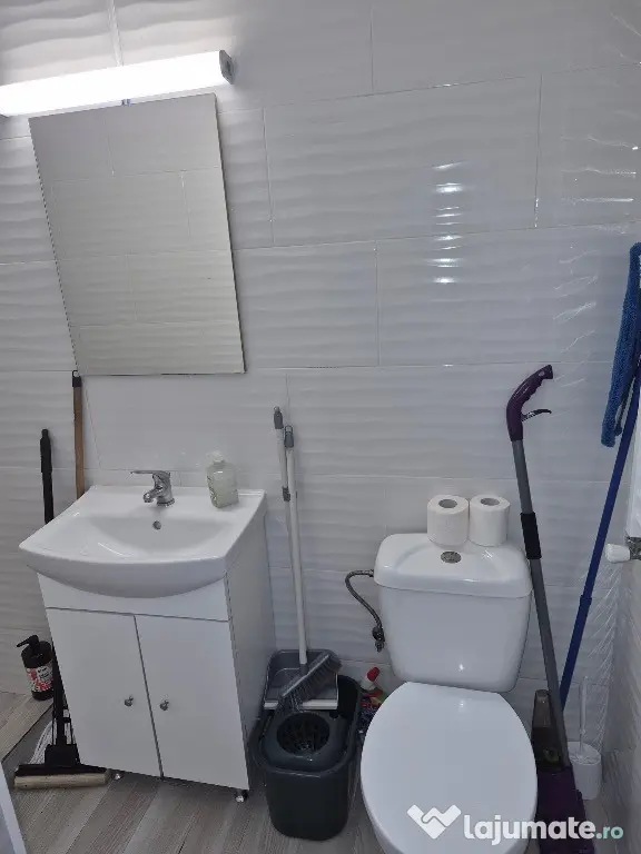 Studio mobilat/utilat, centrală gaz, AC, wi-fi, TVsmart,baie+bucătărie - Constanta (Constanta)